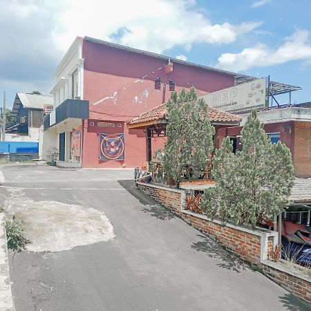 Urbanview Hotel Rio Life House Cianjur By Reddoorz المظهر الخارجي الصورة